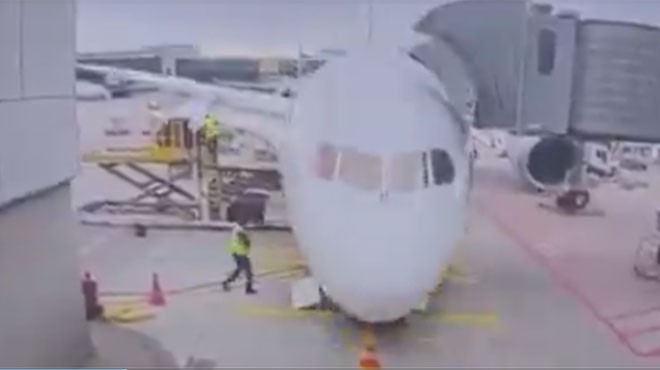 İŞTE LUFTHANSA UÇAĞININ ÇÖKME ANI
