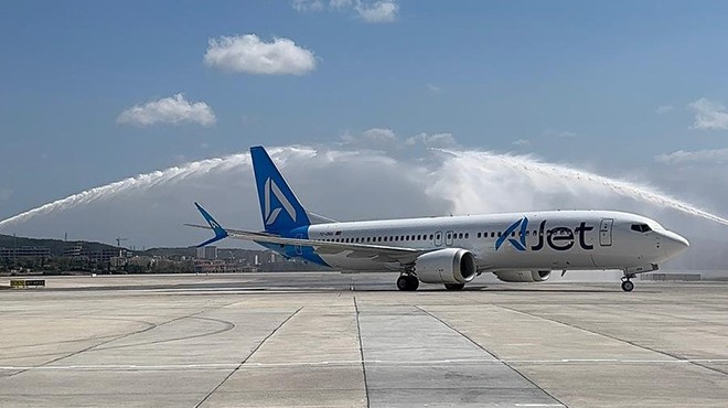 AJET'İN FABRİKA ÇIKIŞLI BOEING 737-8 MAX İSTANBUL’DA