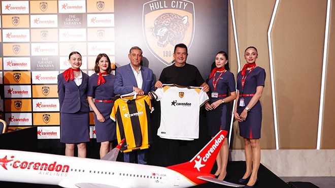 CORENDON HULL CITY’YE DESTEĞİNİ SÜRDÜRÜYOR